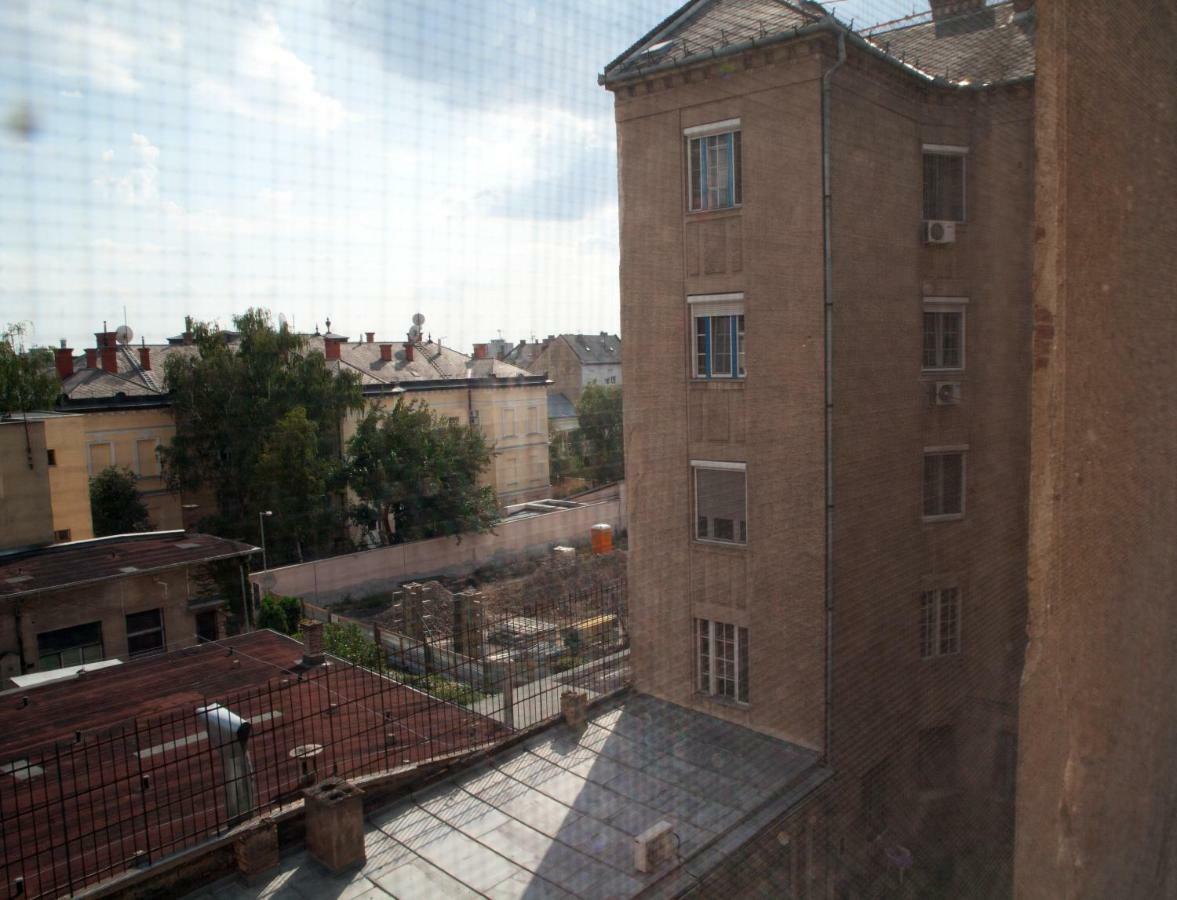 Marvel Apartman ديبريتْسين المظهر الخارجي الصورة